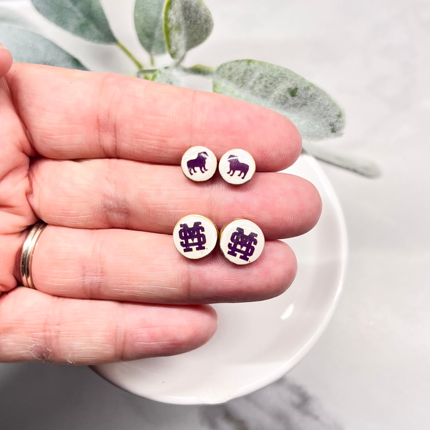 Silhouette Bully Studs