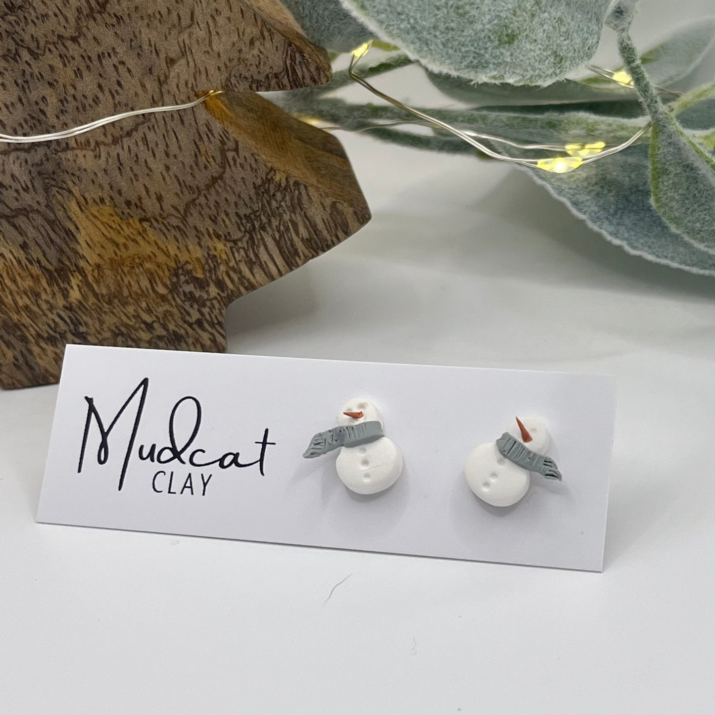 Snowman w/ Scarf Stud