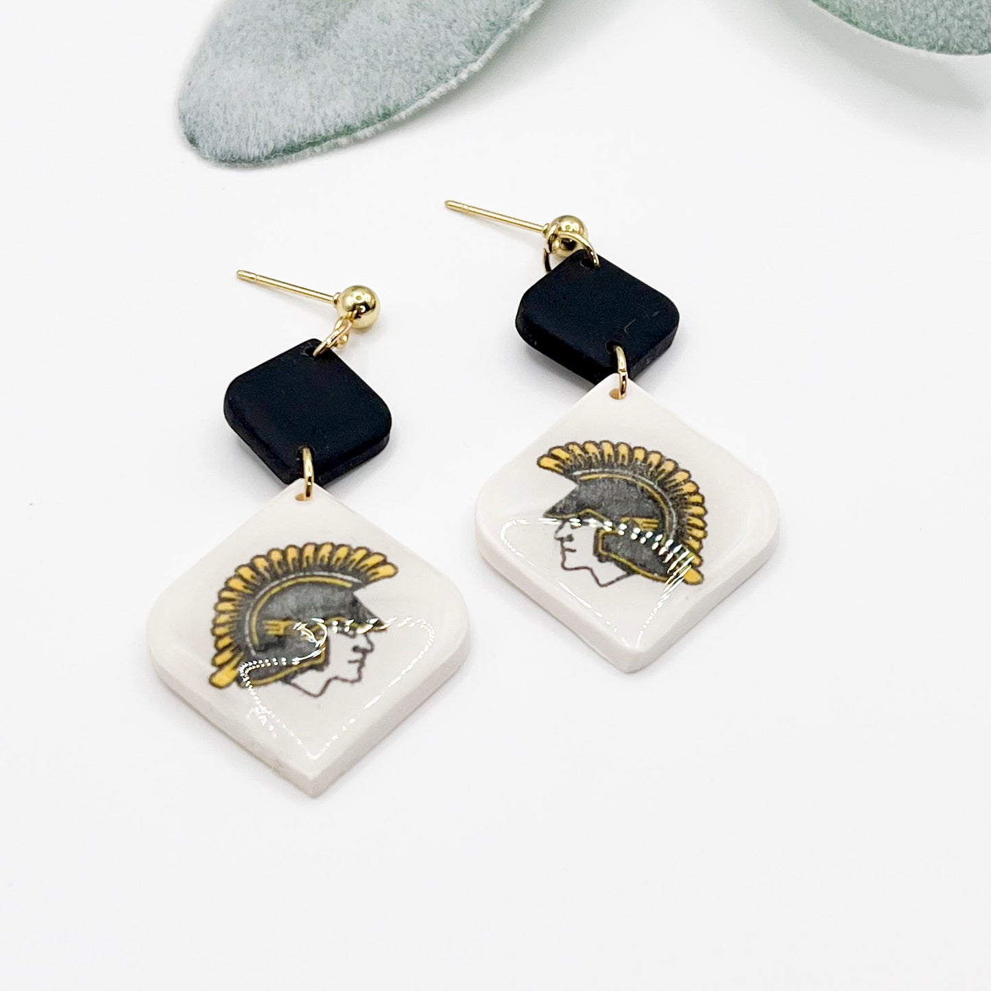 NHHS | Stacked Diamonds