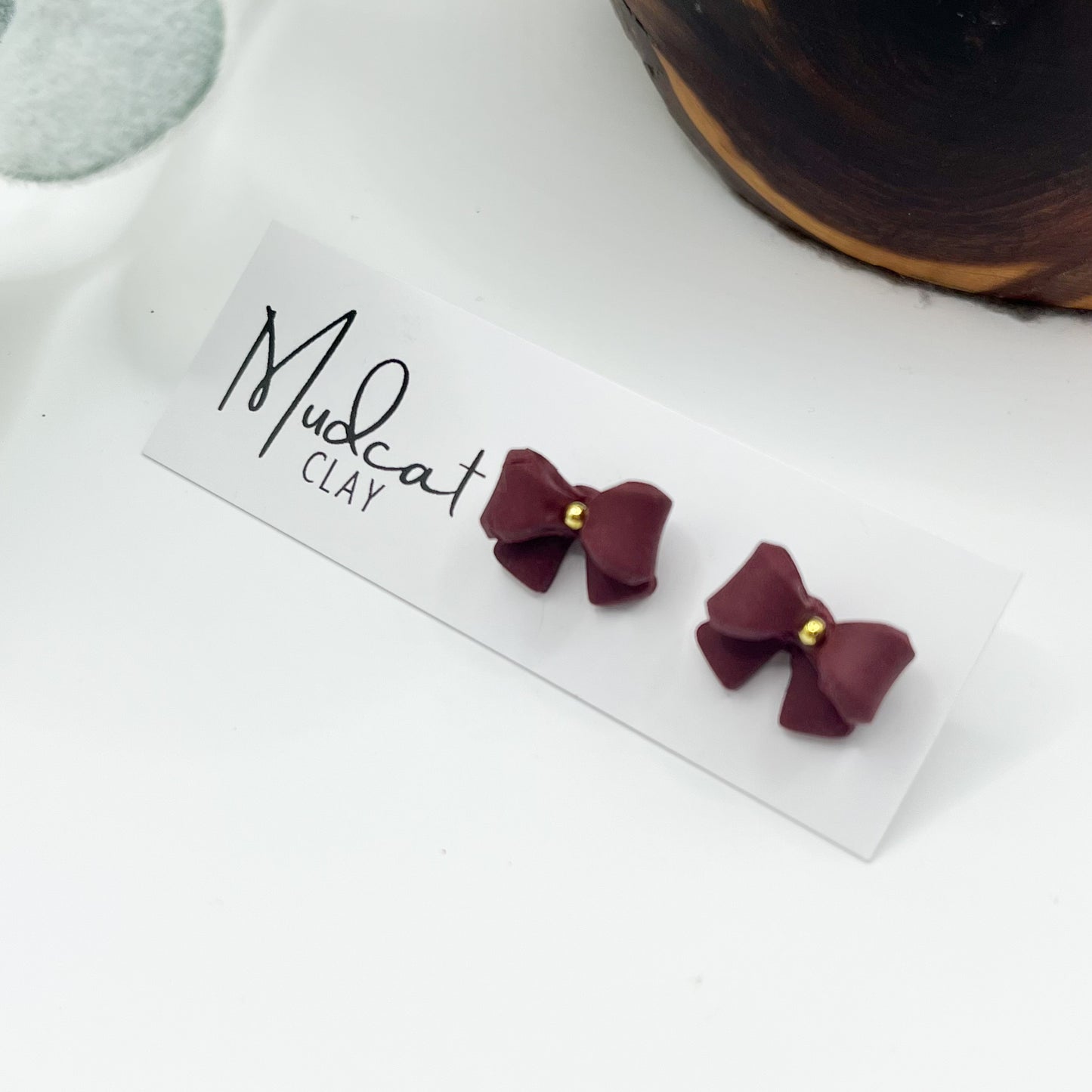 3D Bows Stud | Maroon w/ Gold Bead Center