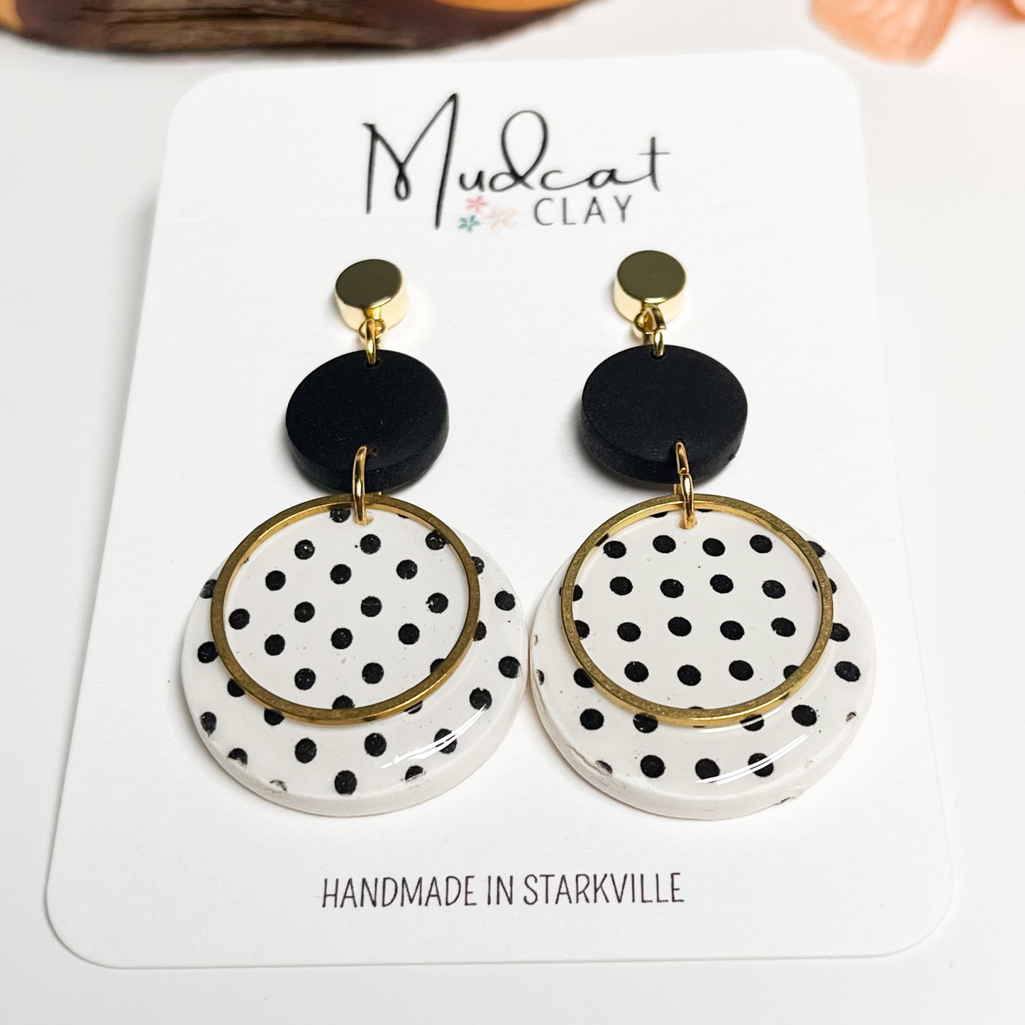 Black & White Polka Dots | Circles, Circles, & More Circles!