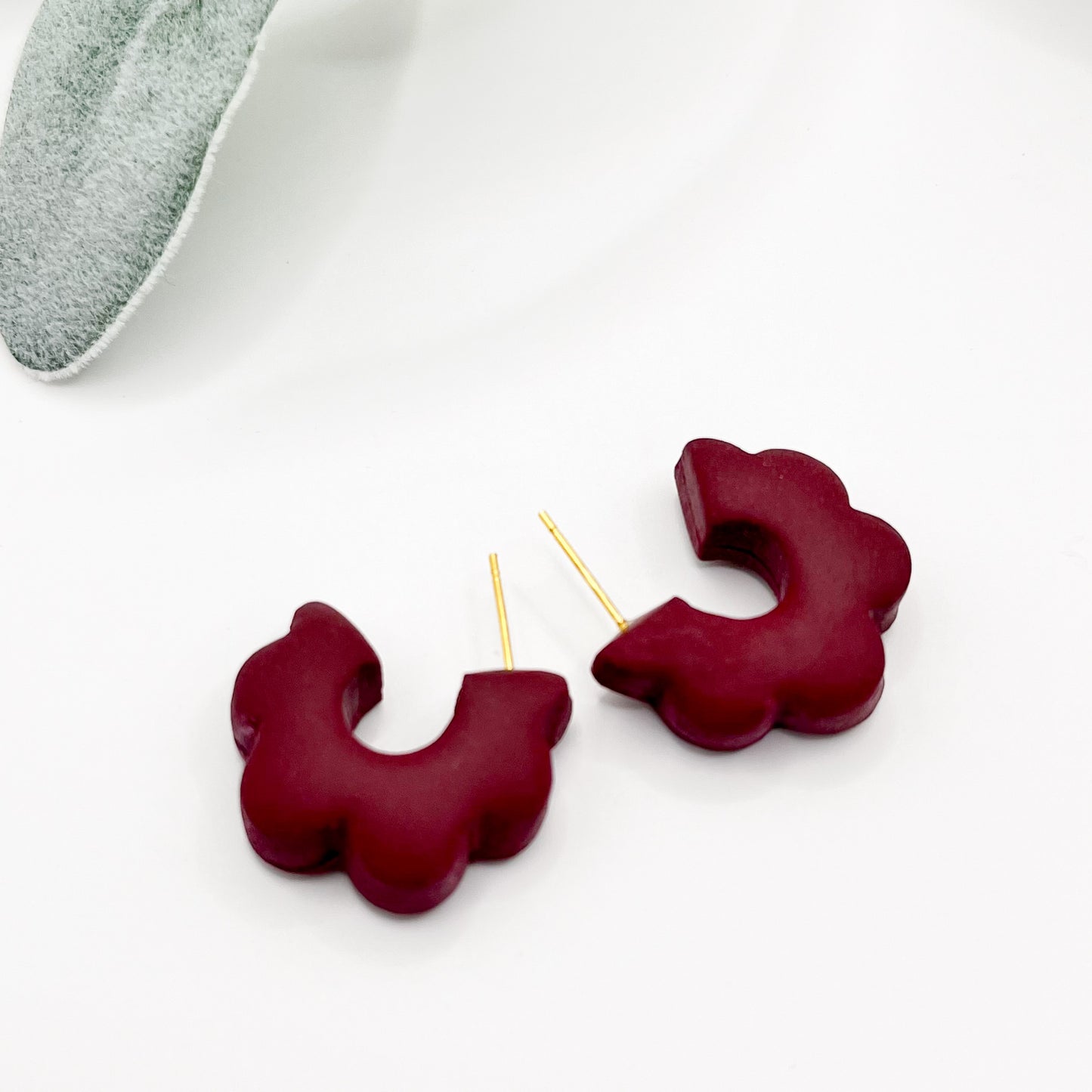 1" Scalloped Hoops | Multiple Colors