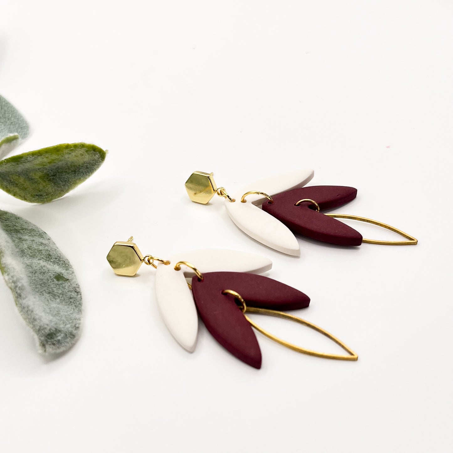 Drop Leaves (3 Tier with Gold Leaf) | Maroon & White