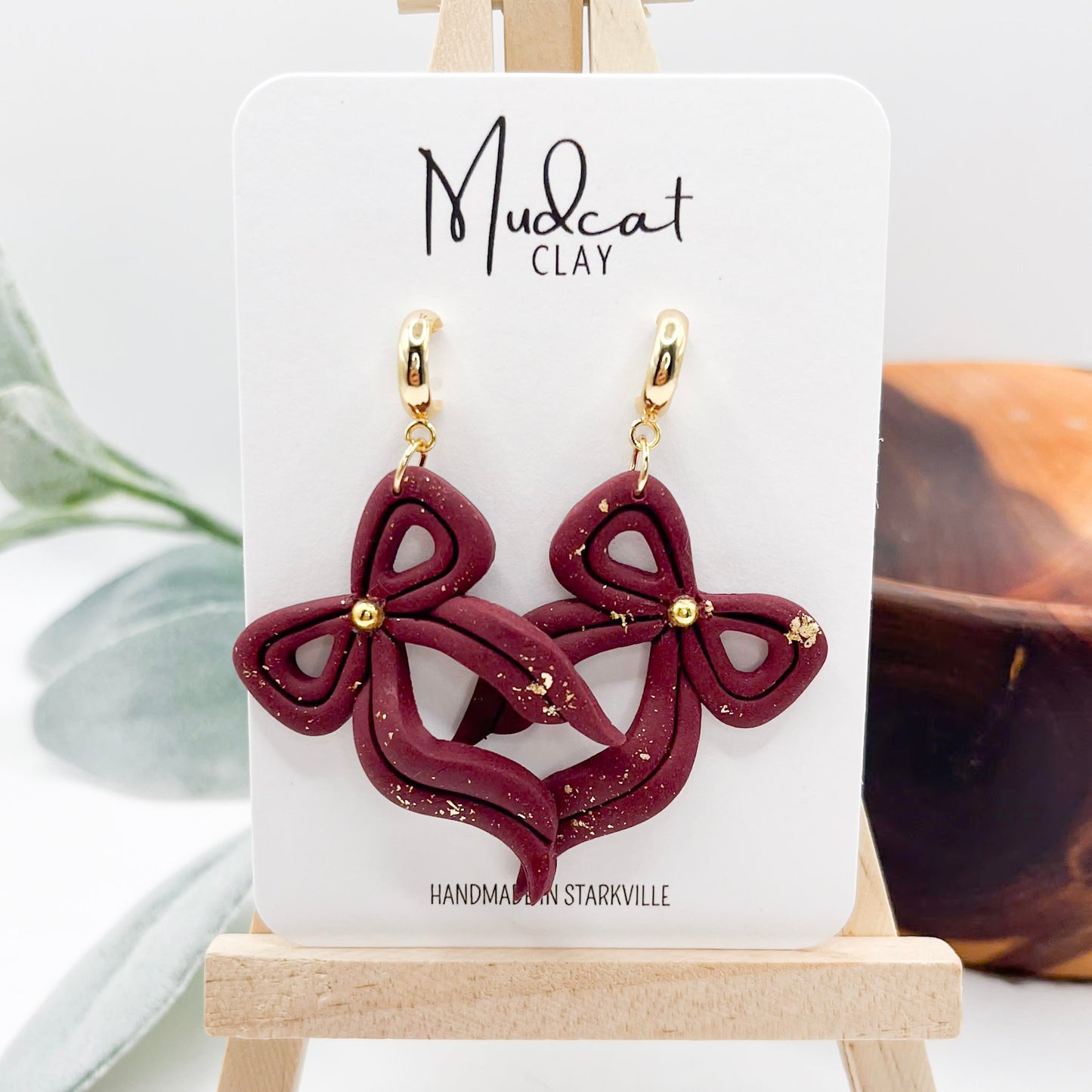 Betty Bow | Maroon with Gold Garnish