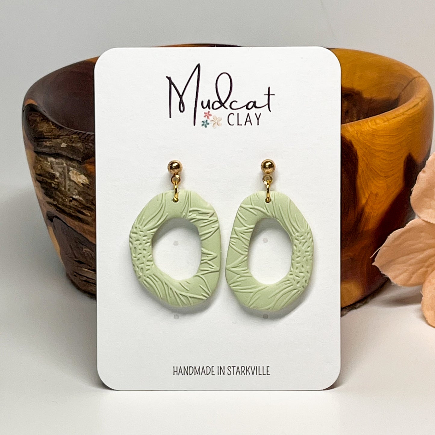 Organic Ovals | Pastel Green w/ Leafy Emboss