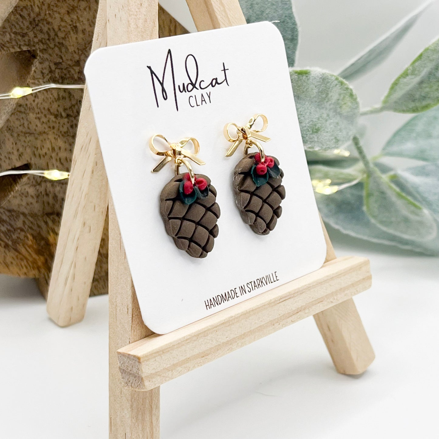 Christmas Pinecones w/ Leaves & Berries