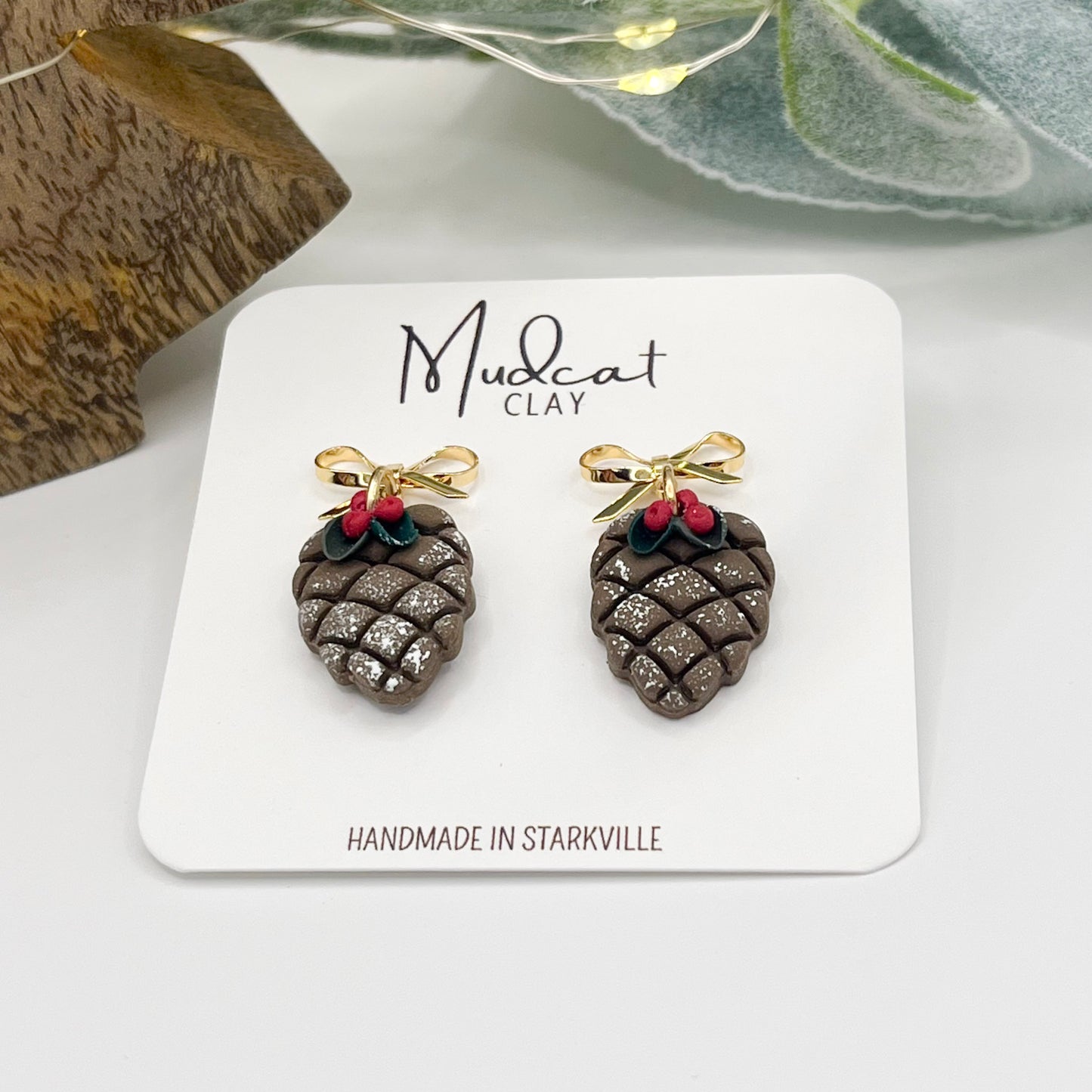 Christmas Pinecones w/ Leaves & Berries