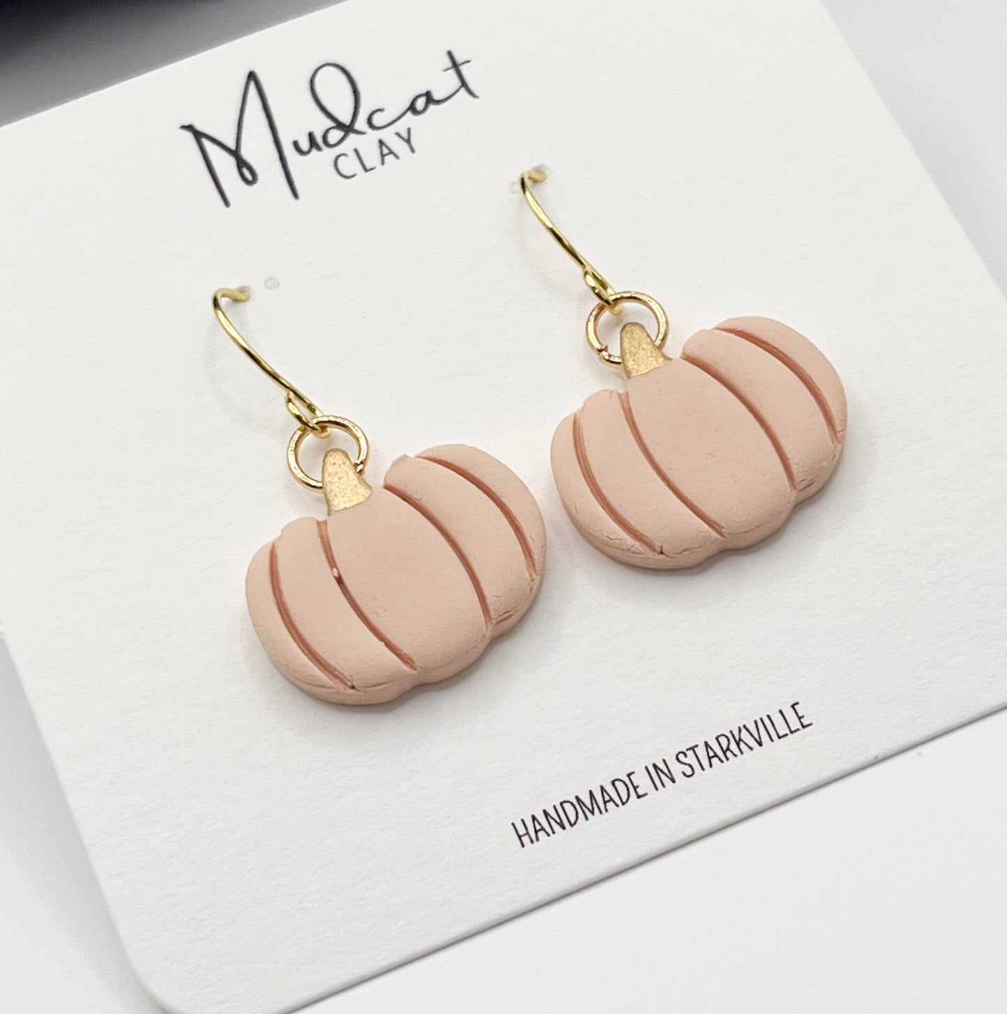 Small Pumpkins | Light Pink