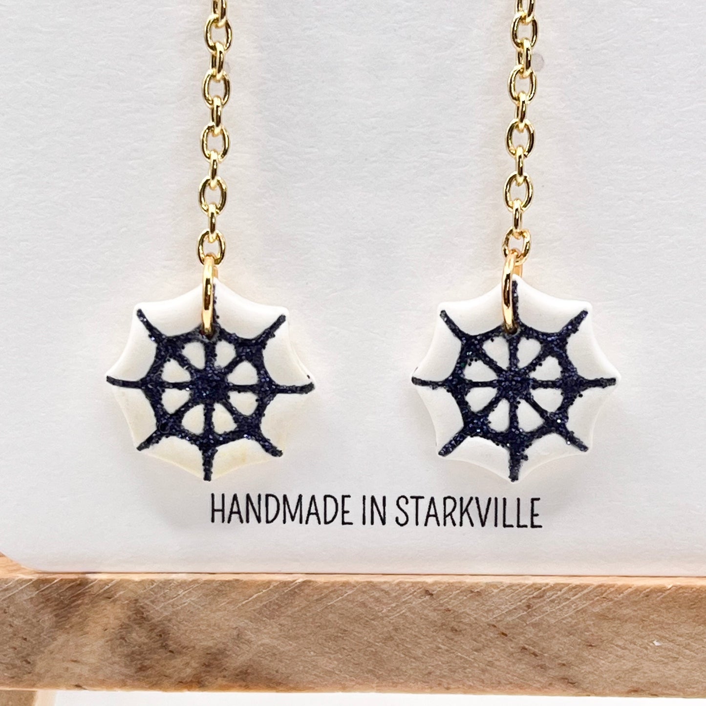 Spiderweb Dangles