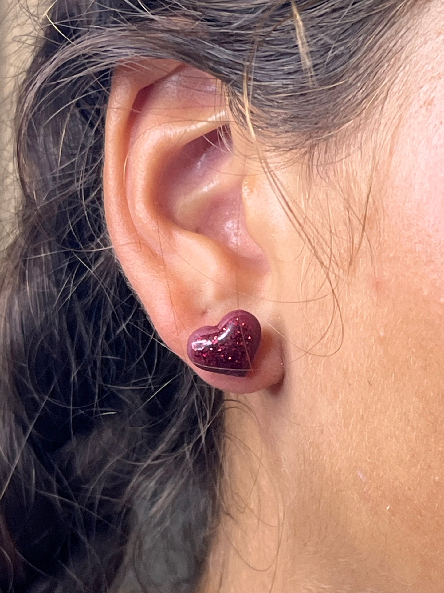 Hearts (Studs) | Maroon Shimmer