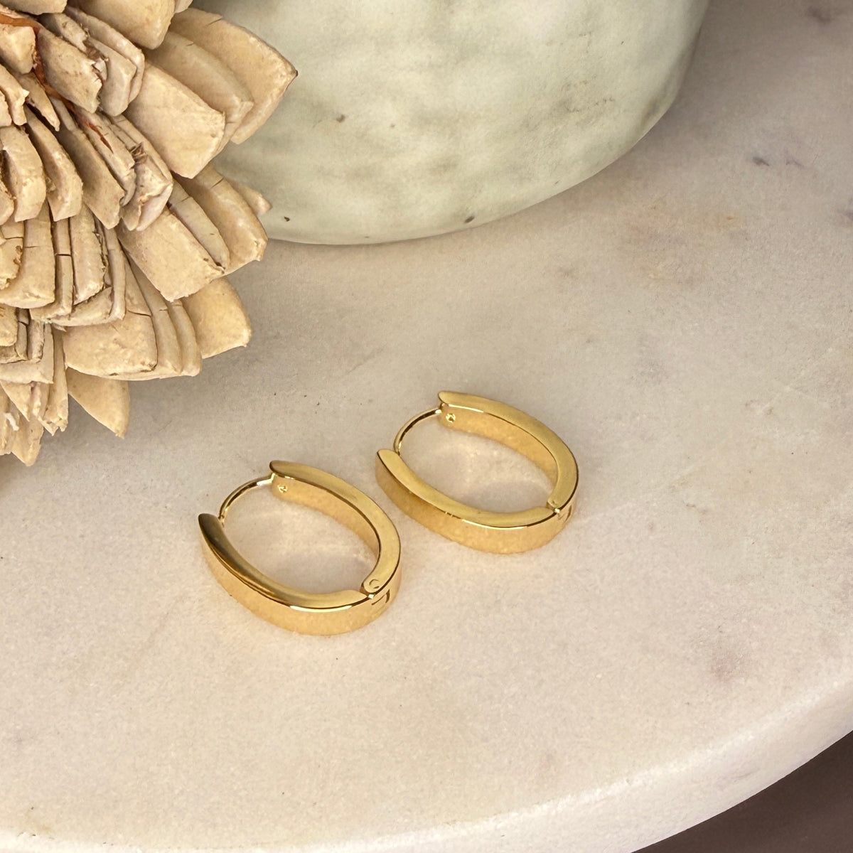 Flat Gold Oval Split Hoops