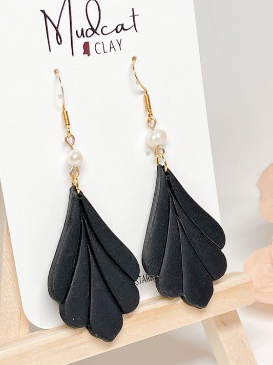 Frannie | Black w/ Small Pearl