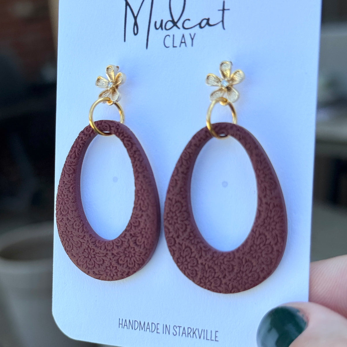 Textured Maroon Oval Hoops