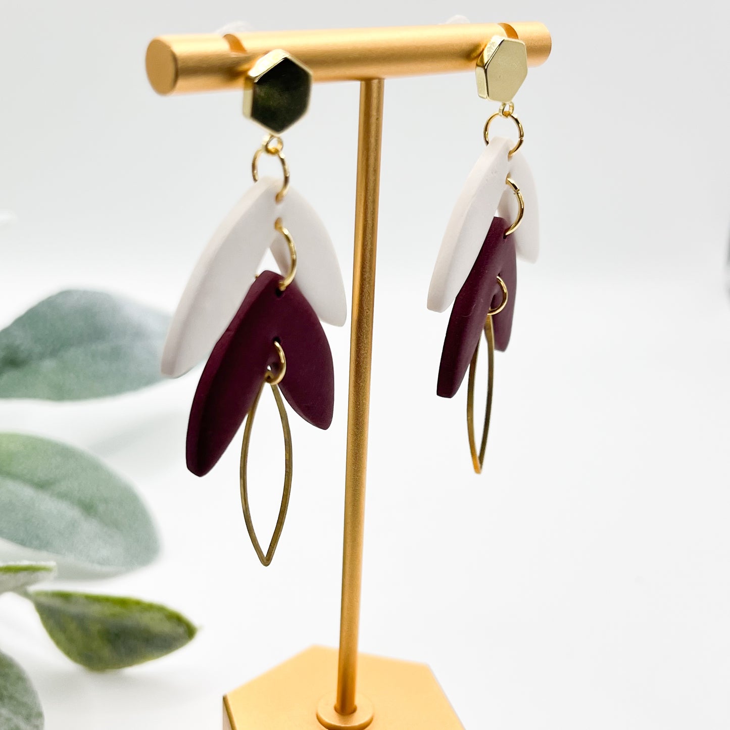 Drop Leaves (3 Tier with Gold Leaf) | Maroon & White