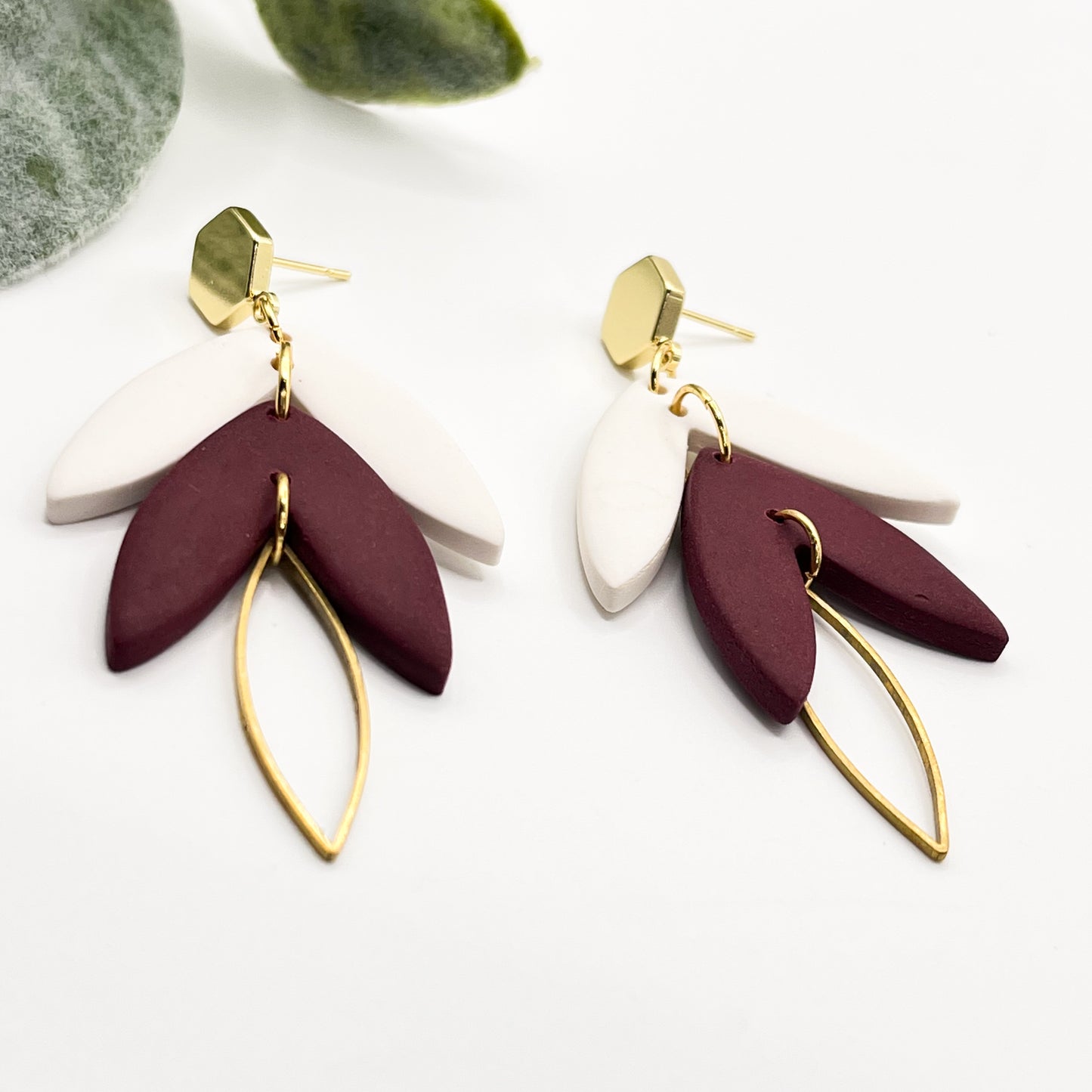 Drop Leaves (3 Tier with Gold Leaf) | Maroon & White