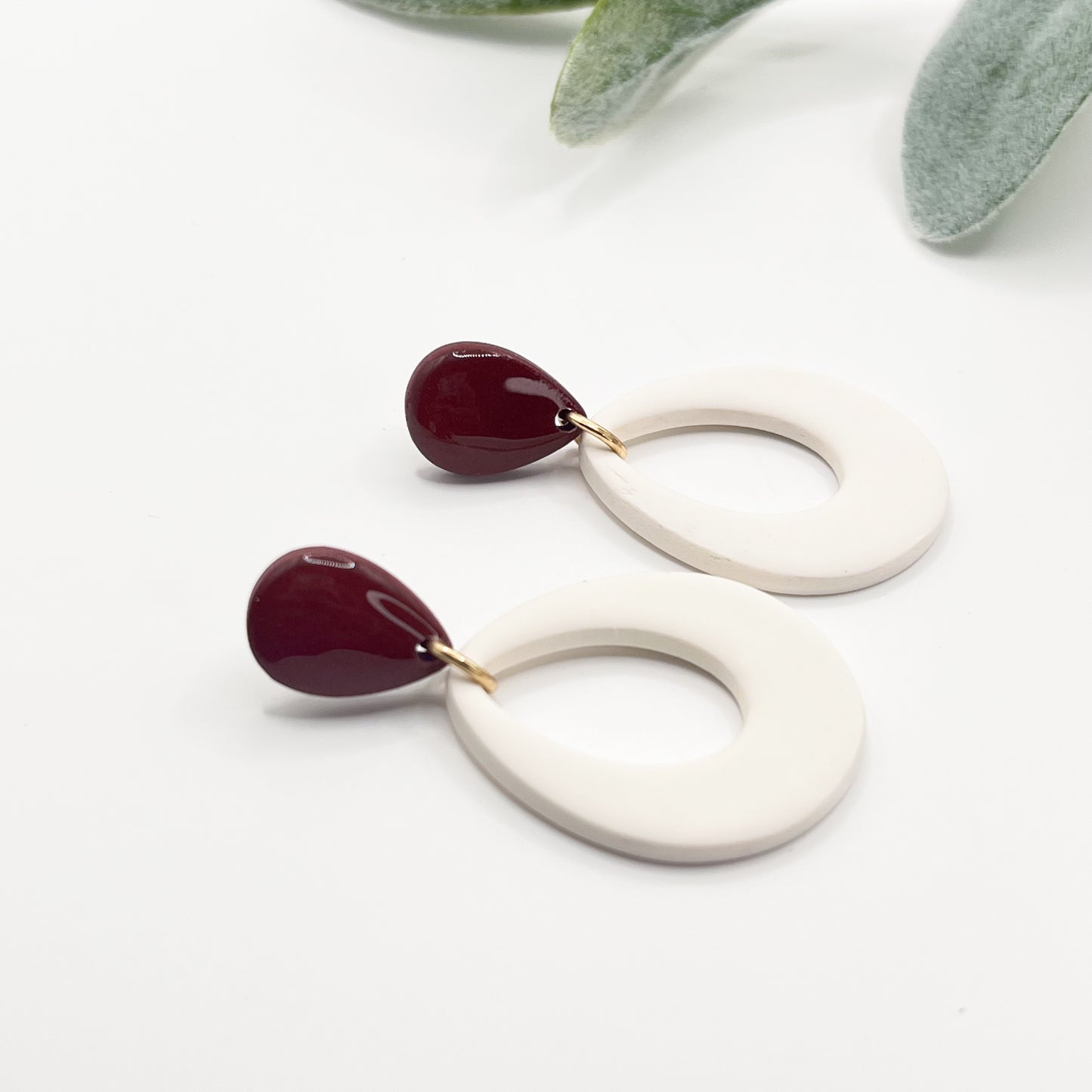 Reflection Teardrops | Matte White & Glossy Maroon